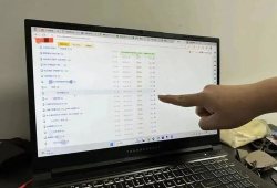 吃瓜群爆料网红,揭秘幕后真相